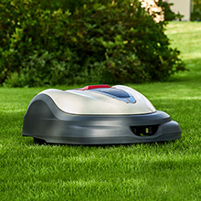 Robot Miimo koszący trawnik